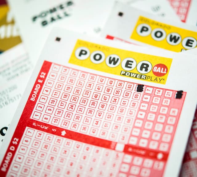 Illinois Powerball ticket wins $1.04 billion jackpot