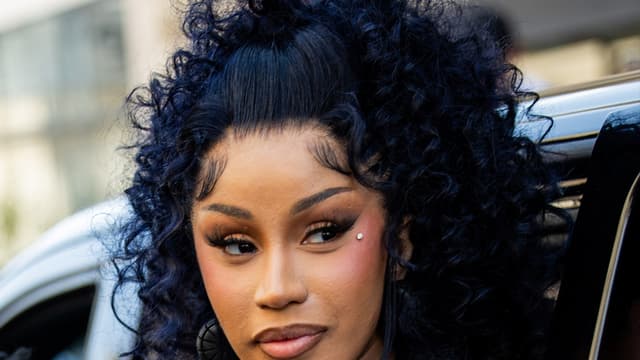 Cardi B Video Shoot: Photographer Cuffed After Getting Into Beef With Security
