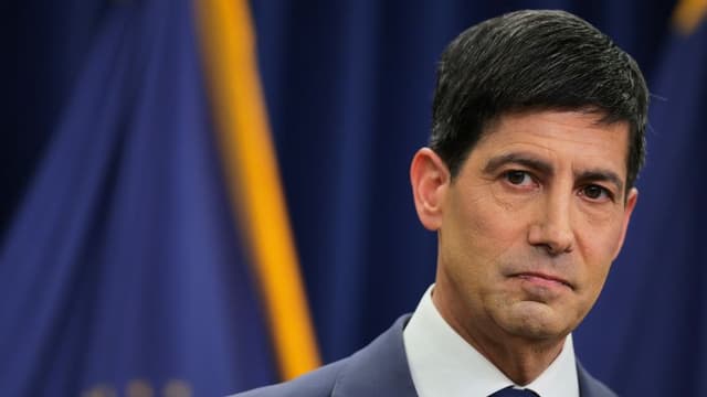 Kevin Warsh can’t reopen the Strait of Hormuz
