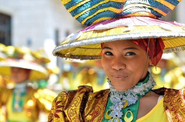 Rochester Filipino Festival draws crowd for first-ever celebration of food, music and culture