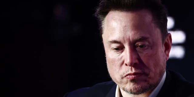 SpaceX Stock Hits New Low Since IPO After Rocket Launch Called Off