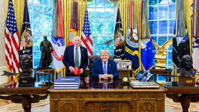 Trump’s boyhood friend pushes him to seize control of midterms