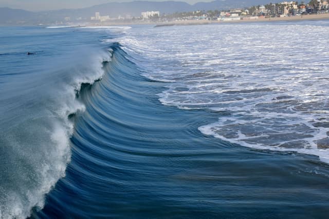 High surf advisory active for Los Angeles County until Thursday evening