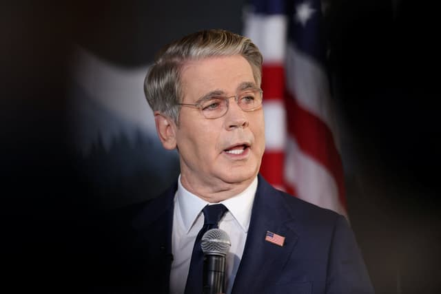 Iran-US war latest: Trump official says Hormuz will soon be a ‘worthless piece of water’ and threatens new sanctions