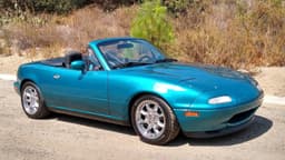 Why young drivers are buying 30-year-old Mazda Miatas