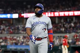 Vladimir Guerrero Jr.'s shocking defense of $500 million Blue Jays flop