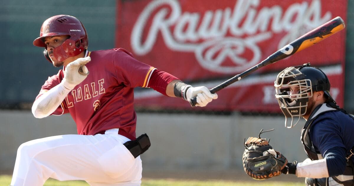 Fifth-inning rally lifts Glendale college baseball past Cerritos College