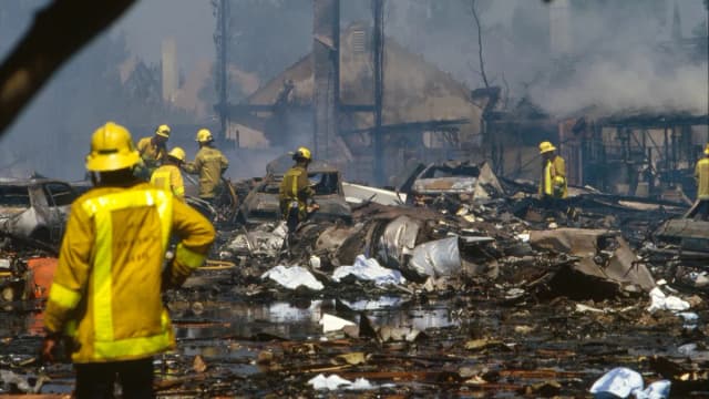Watch ‘The Nightmare of Flight 498': When Two Planes Collided Over an LA Suburb in 1986