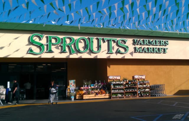 Cerritos in negotiations to bring in Sprouts