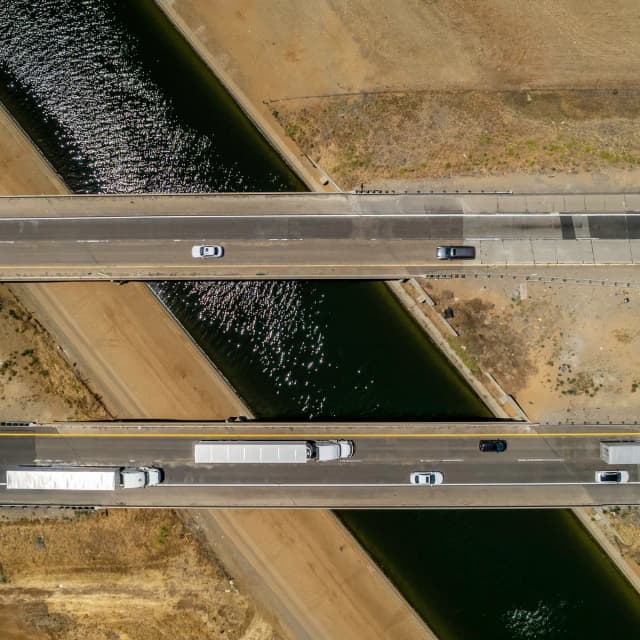 California trucking business shutters, pair files for Chapter 7 bankruptcy