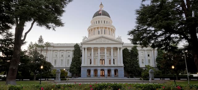 Business group calls for better coordination as California adopts AI
