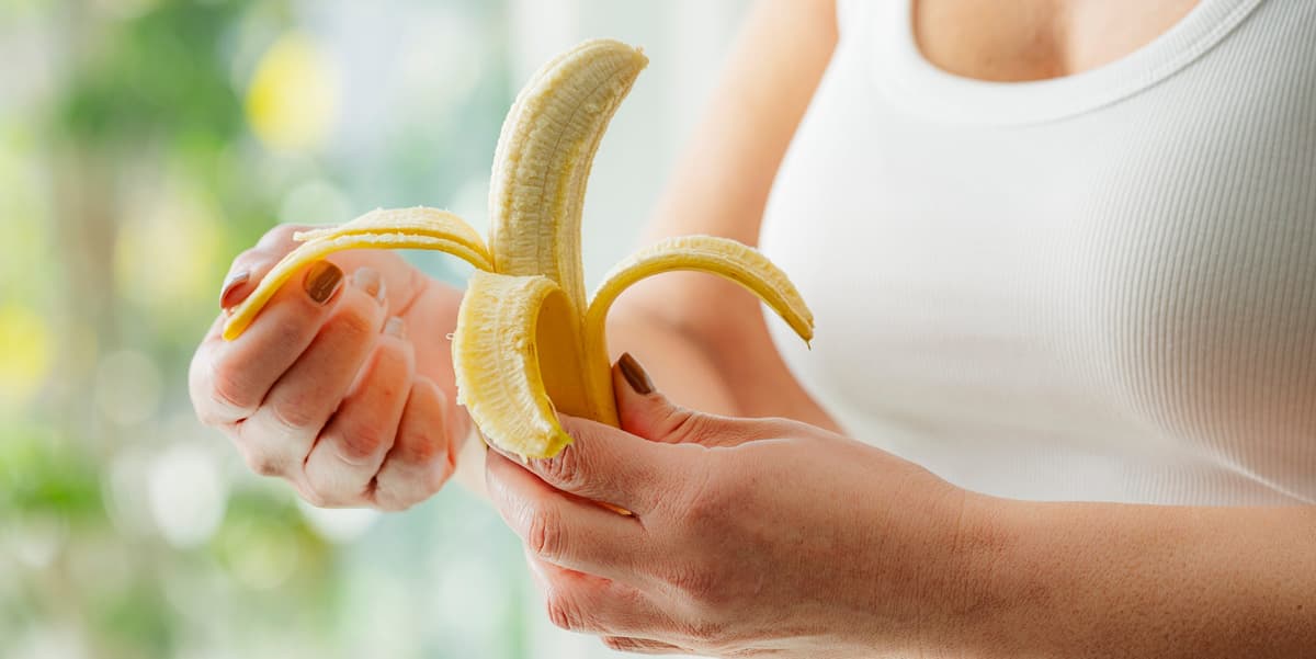 Is It Healthy to Eat a Banana Every Day? Here's What Dietitians Think