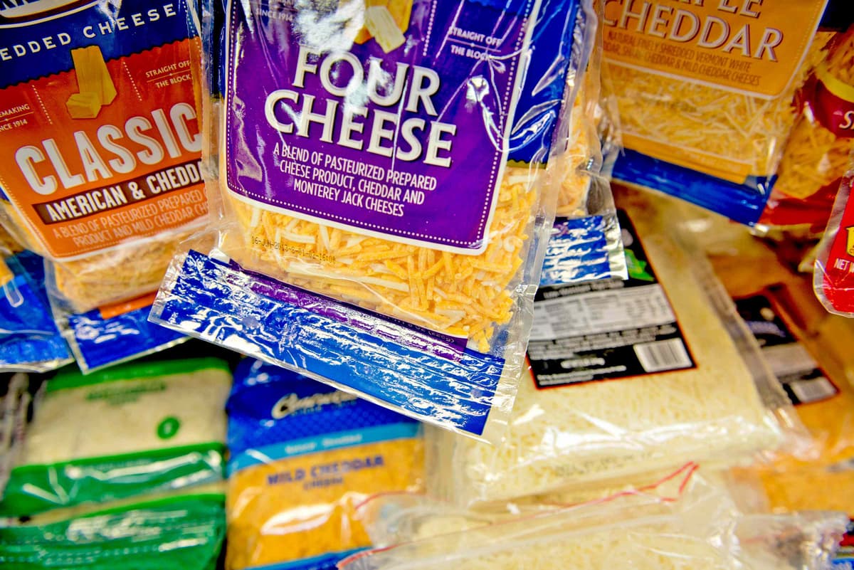 Never Buy Shredded Cheese Without Looking for This on the Label, Experts Warn