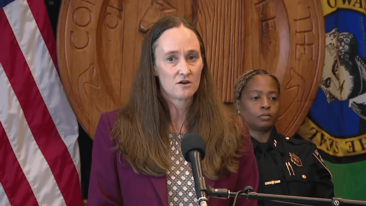 'Not right for the job': Seattle couple seeks to recall Mayor Katie Wilson