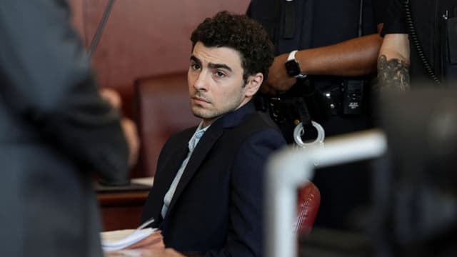 Luigi Mangione could plead guilty in federal case