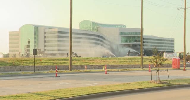 Historic EDS building in Plano demolished in Sunday morning implosion
