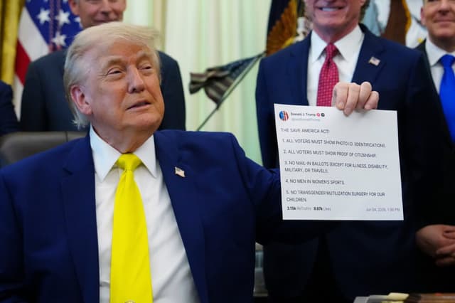 Trump stands to profit by selling fast access to his social media posts