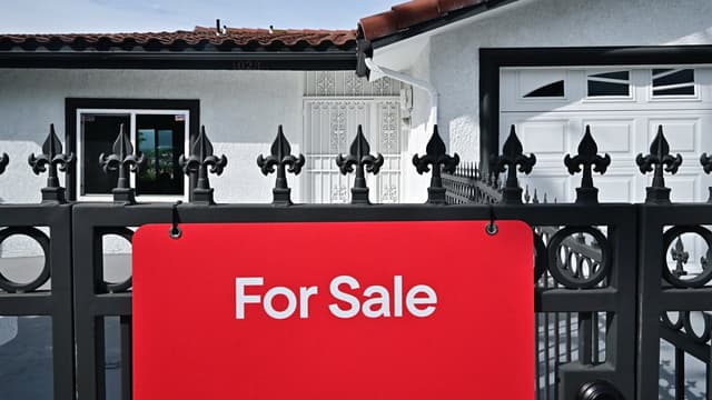 Mortgage rates hit a one-year high : NPR