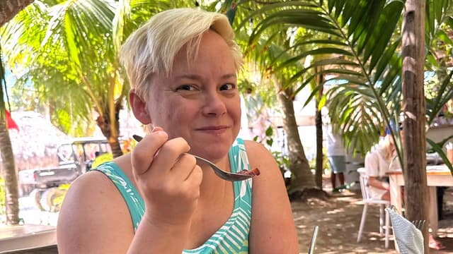 Elizabeth Waddell, of North Carolina, missing in Grenada as search continues
