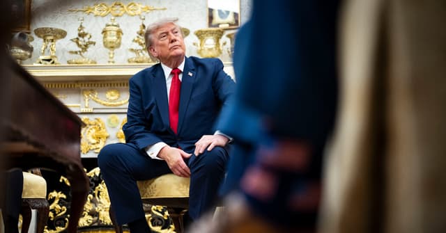 Clarity Act Mired In Debate Over Whether to Bar President From Selling Crypto
