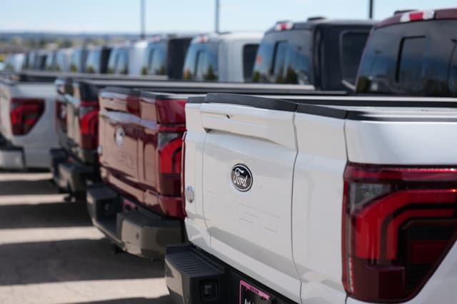 Need backup power? Automakers want you to use their vehicles in your driveway