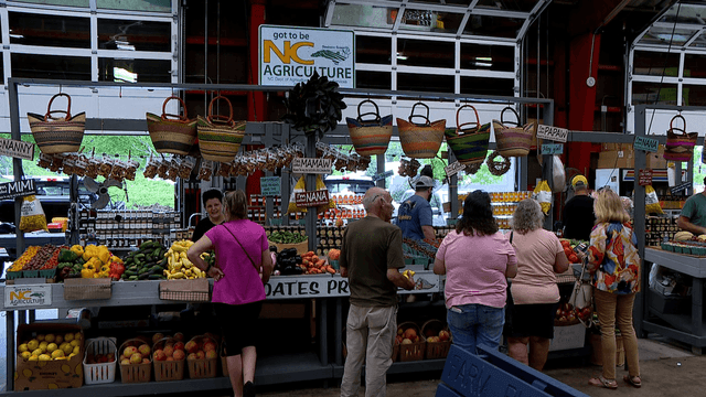 As cyclosporiasis cases rise, western NC shoppers take extra precautions with produce