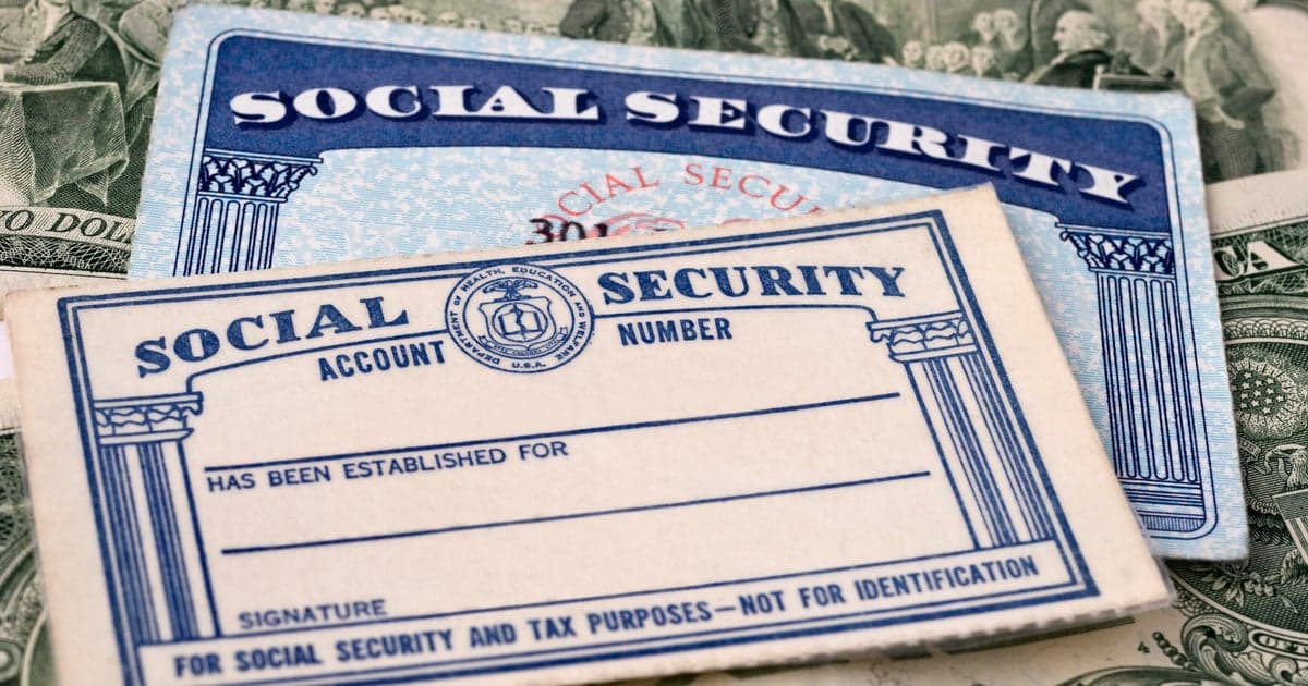 Senators introduce bipartisan plan to tackle Social Security insolvency