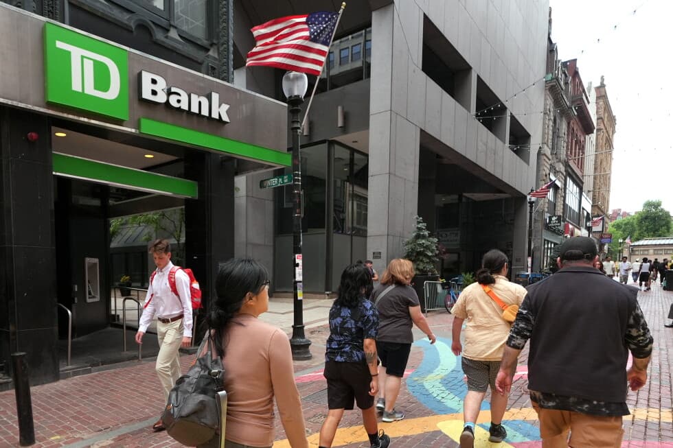 Regulators issue guidance on lending risk by borrowers in US illegally