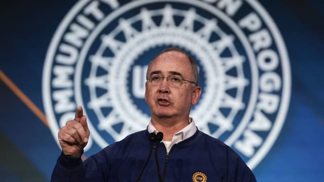 Watchdog says UAW head Shawn Fain abused authority; he denies findings