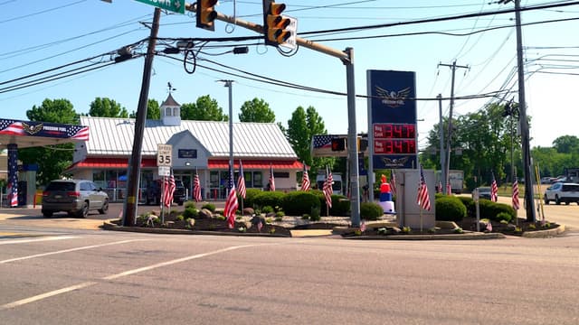 First Freedom Fuel gas station opens as Trump-backed discounts roll out