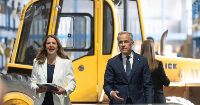 Carney Unveils Multibillion Dollar Oil Pipeline Project to Boost Trade With Asia