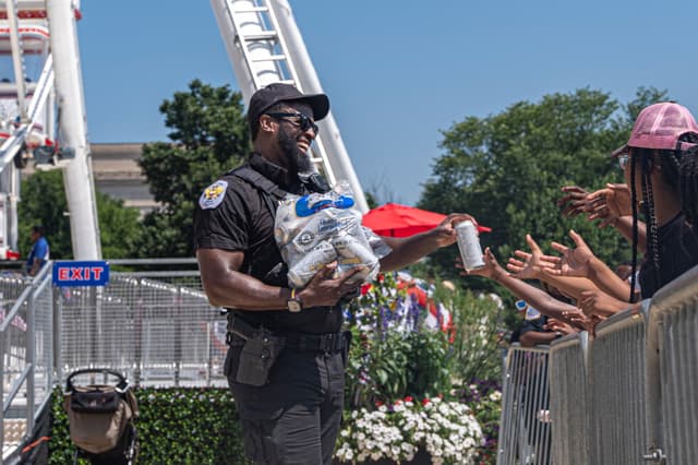 Extreme heat hits US Northeast ahead of Fourth of July