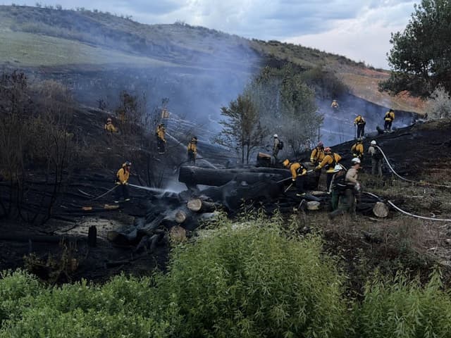 Lightning strikes golfer, sparks fire on Lakewood golf course