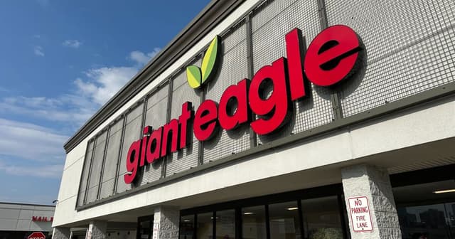 Kroger to buy Pittsburgh-based Giant Eagle grocery store chain