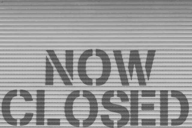 Major Carl's Jr operator reportedly set to shutter, sell dozens of California locations