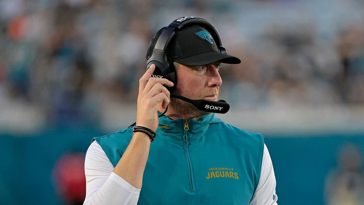 5 Observations on the Jaguars' Preseason Loss to Panthers: Liam Coen Makes Right Call