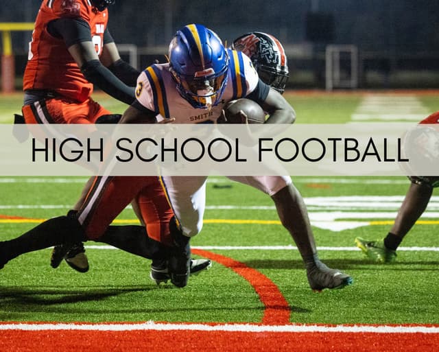 Lakewood football has tough time against Corona del Mar