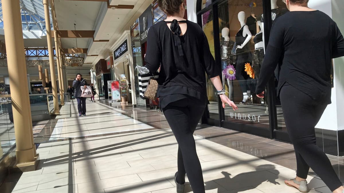 Businesses are getting tariff refunds. Why aren't consumers? : NPR