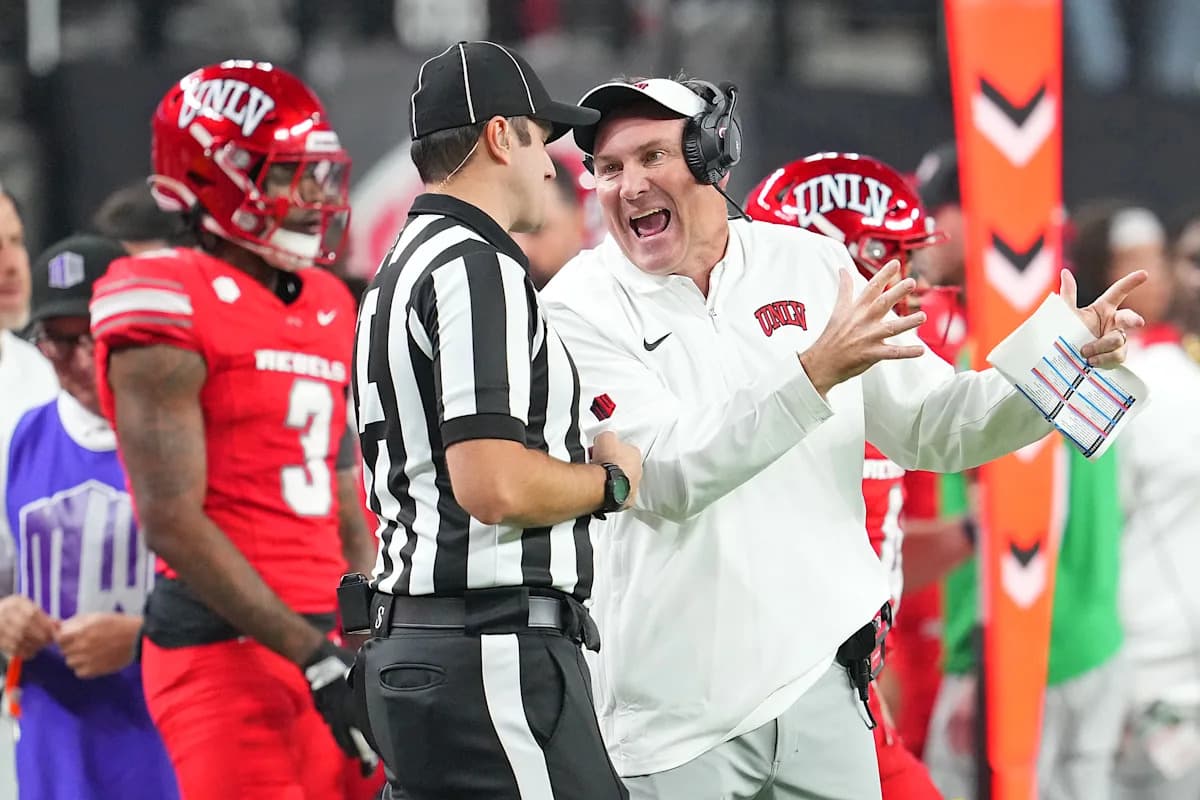College football Week 0 scores, live updates: Follow UNLV vs. Memphis as first day of action wraps up