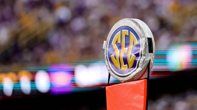 SEC says it will fight Louisiana court order that opened door for ex-NFL players