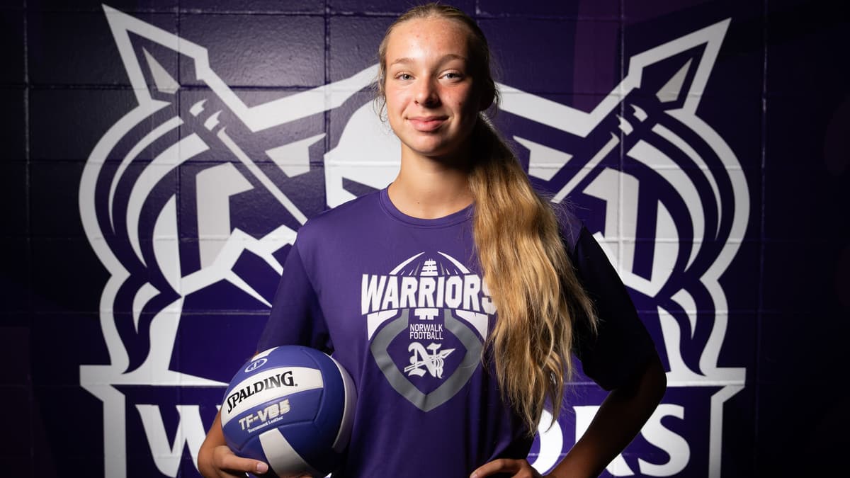 Norwalk junior Elle Hatlevig is a true IGHSAU volleyball star