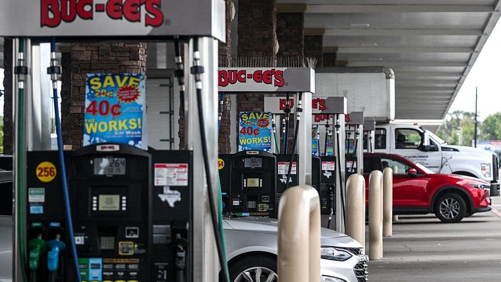 Norwalk, West Des Moines mayors say cities have land for Buc-ee's