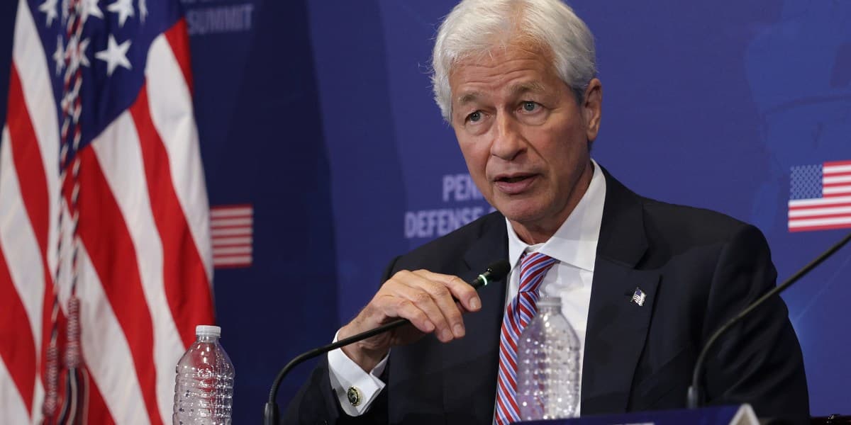 Jamie Dimon Says the American Dream Is Slipping Away. The Dysfunctional Boomer Retirement Wave Is a Major Part of the Problem.