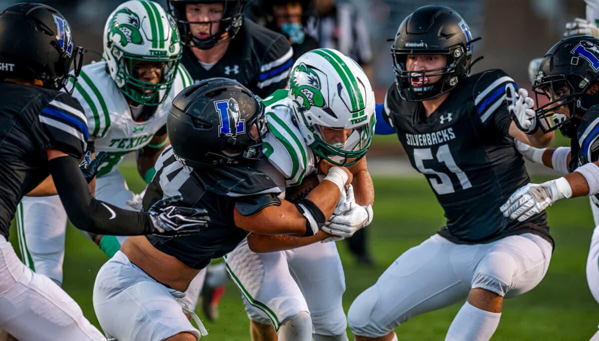 Cleveland tops La Cueva