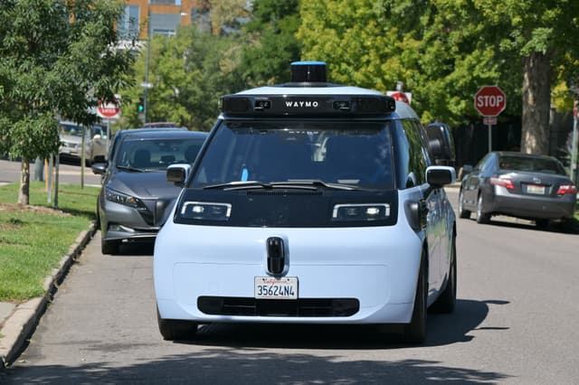 Driverless Waymo cruises through Denver farmers market