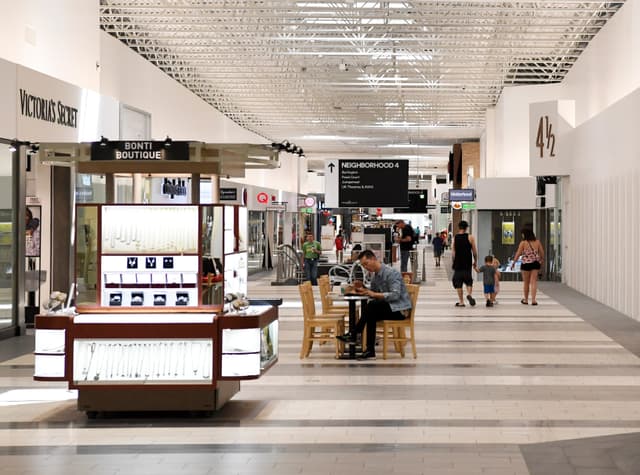Not flexible: Colorado Mills Mall sues yoga studio that closed early