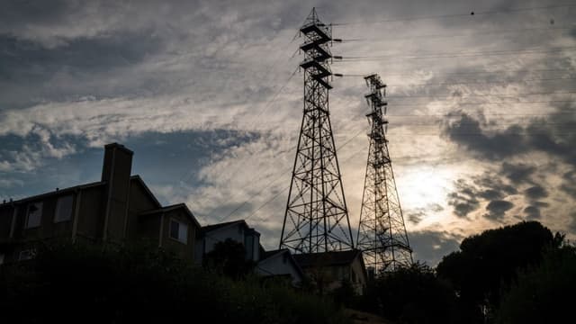 Heat wave brings possible power shutoffs to parts of San Diego County. Here’s where