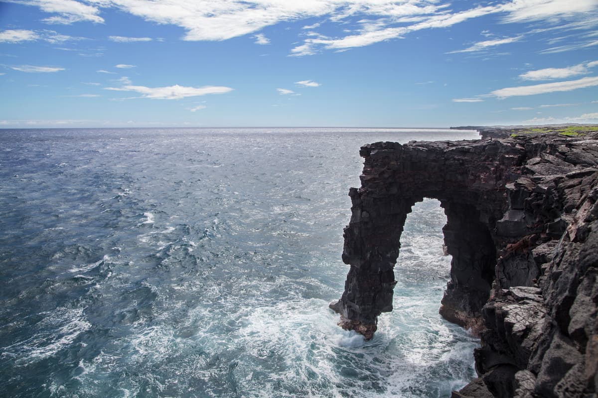 Hawaii's famed Holei Sea Arch is gone forever