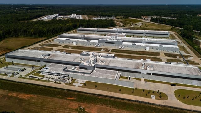 Fed Sees Data Center Boom as Behind Rising Prices