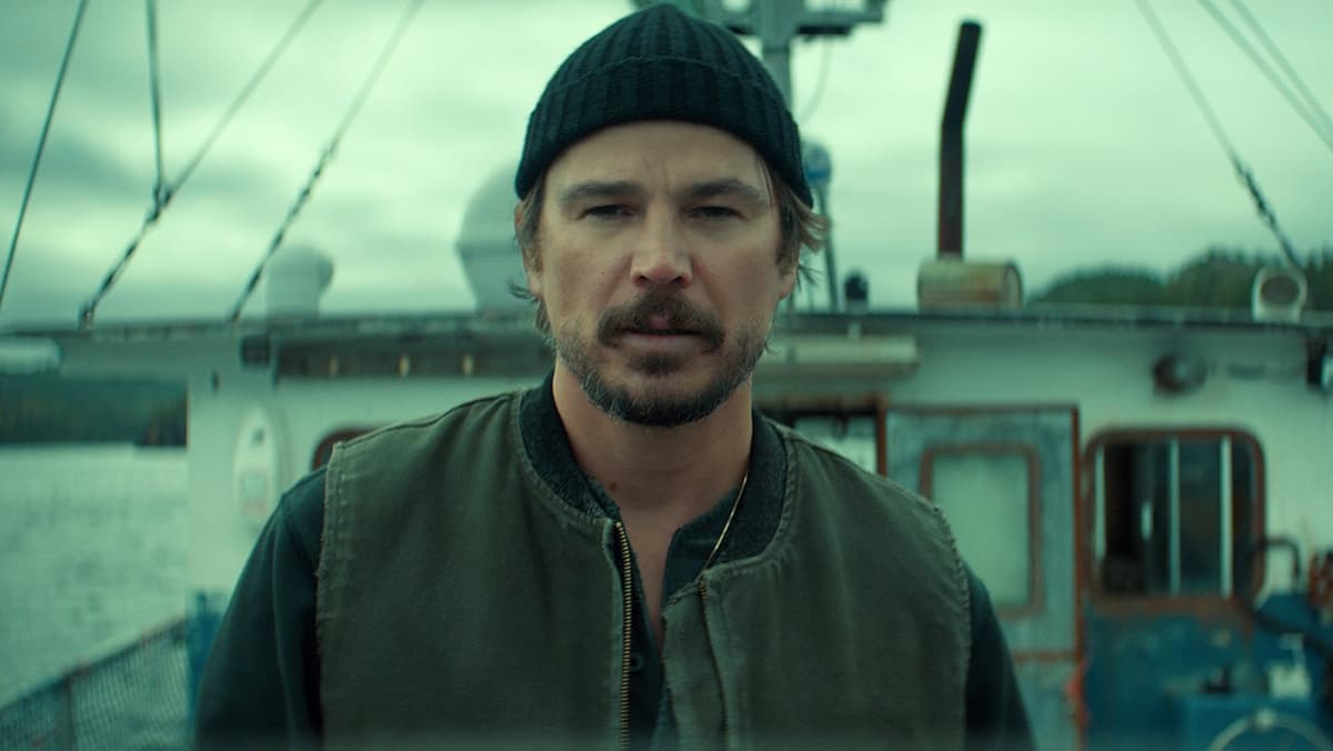 Josh Hartnett in Netflix's Fun Sea Creature Series